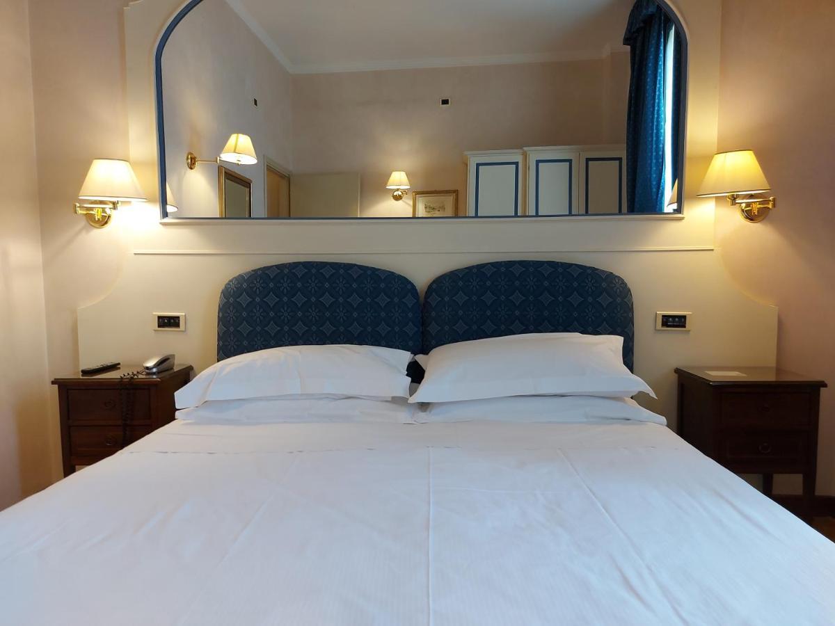 Phi Canalgrande Hotel 4*