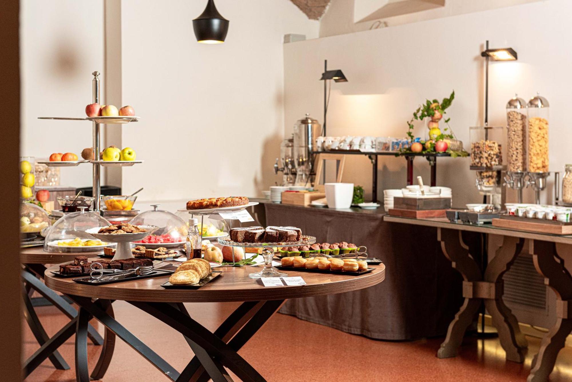 Hotel Phi Canalgrande 4*