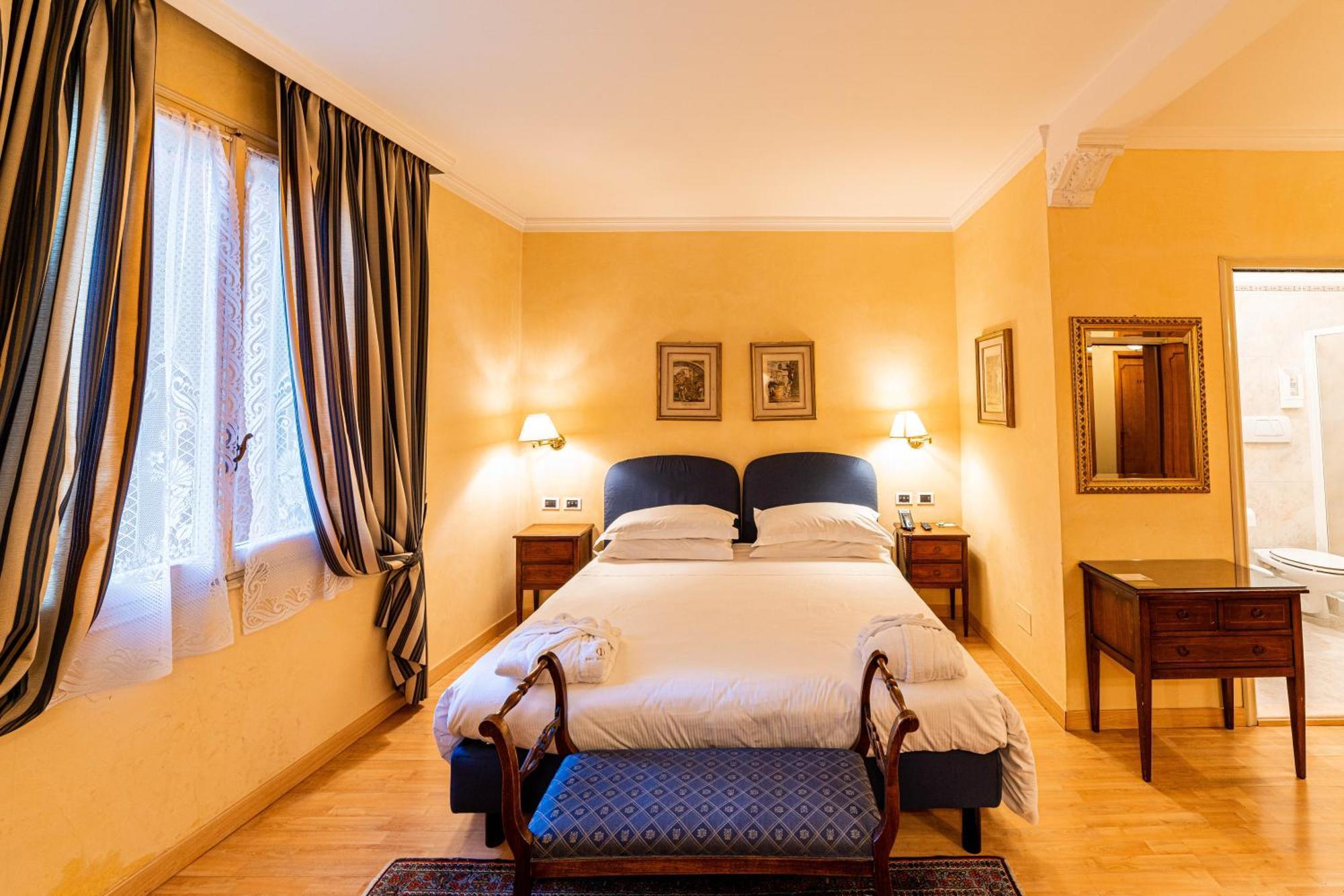 Phi Canalgrande 4* Modena