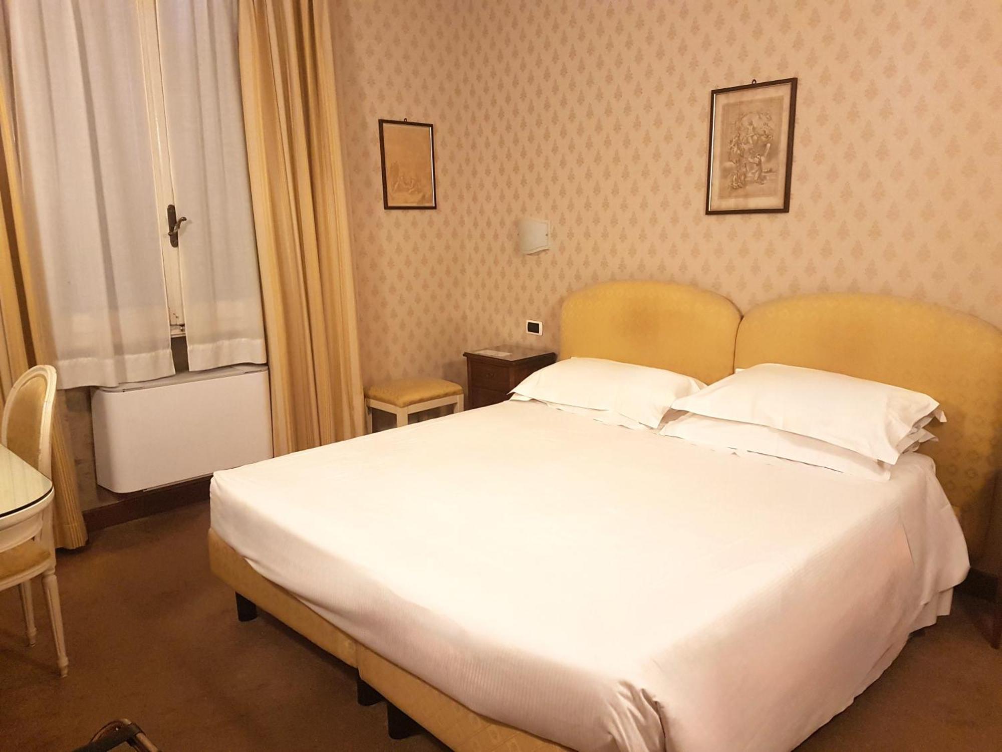 Phi Canalgrande Hotel 4*