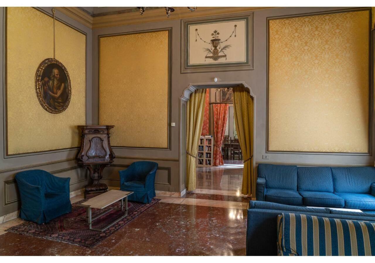 Hotel Phi Canalgrande 4*